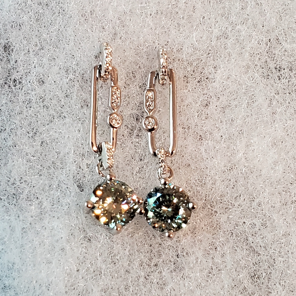 πNEW 2 Ctw Green Diamond Drop Earrings - Picture 7 of 12